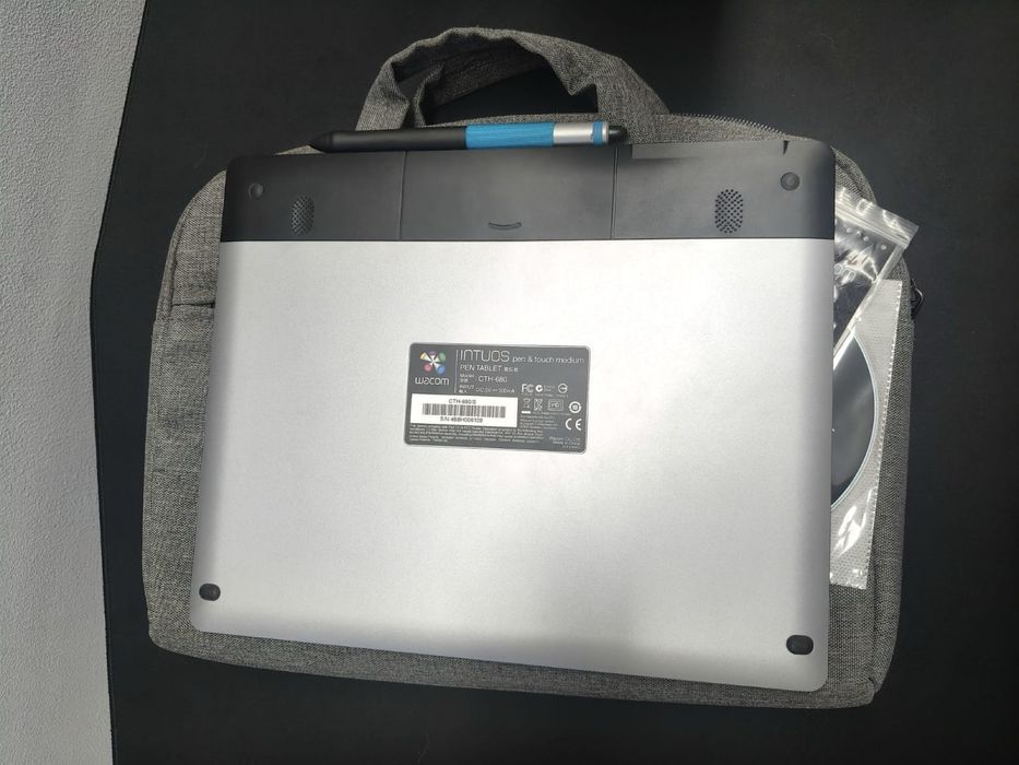 Mesa de desenho da Wacom (LER DESCRIÇÃO)