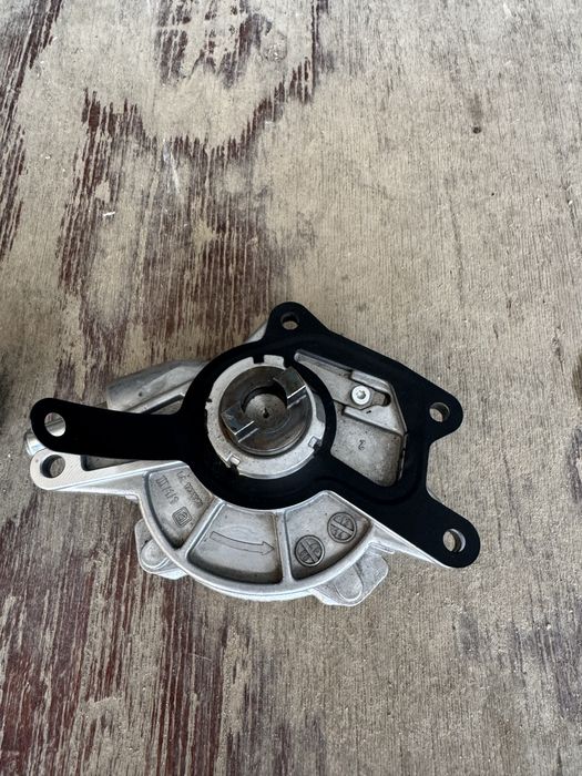 Вакумний насос OM642 помпа Спринтер Sprinter W906 W907 3.0