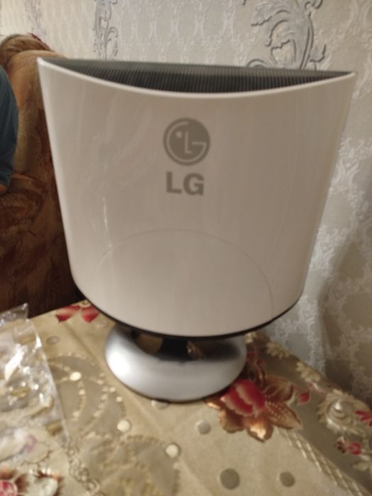 Монитор LG продам