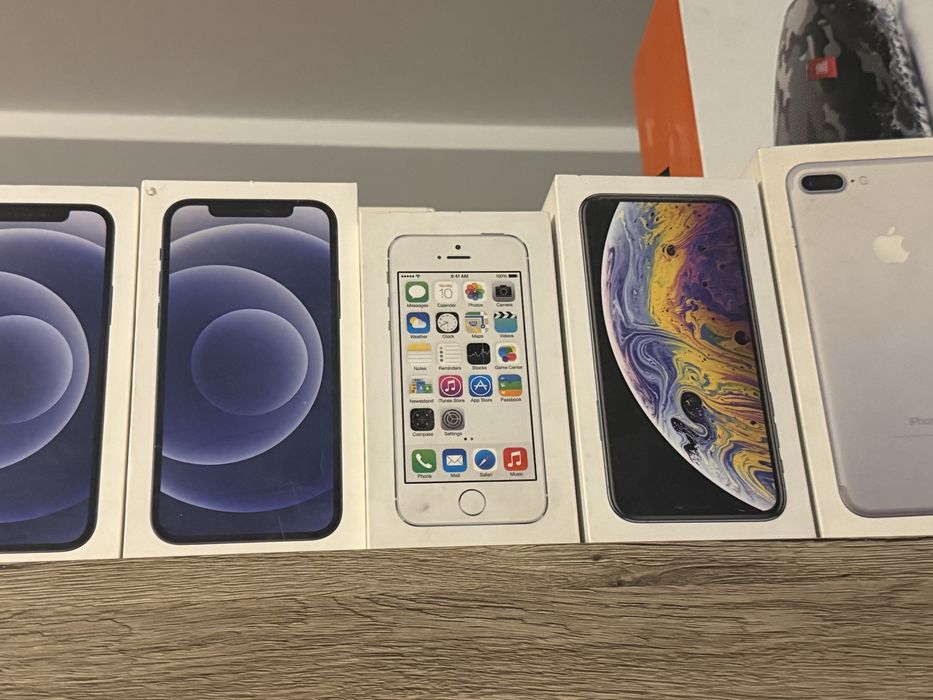 Opakowania z telefonów Iphone