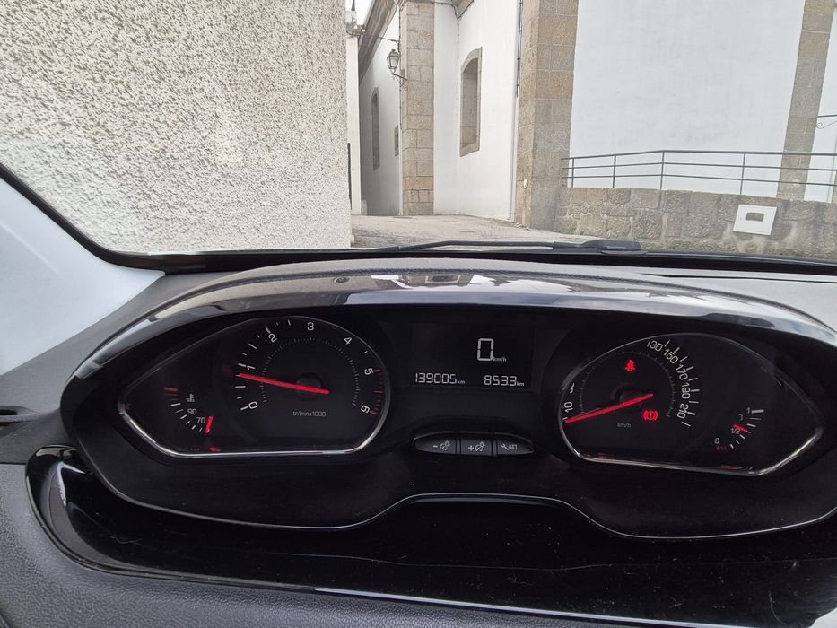 Peugeot 208 1.4HDi Active