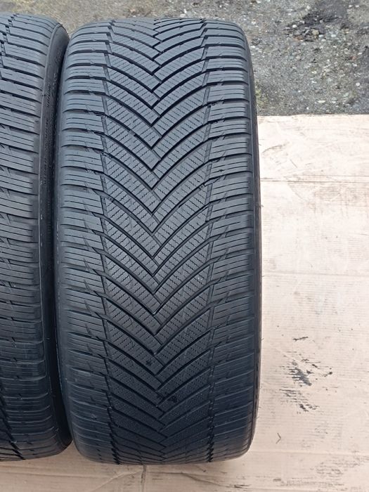 235/35R19 91Y Imperial All Season Driver
