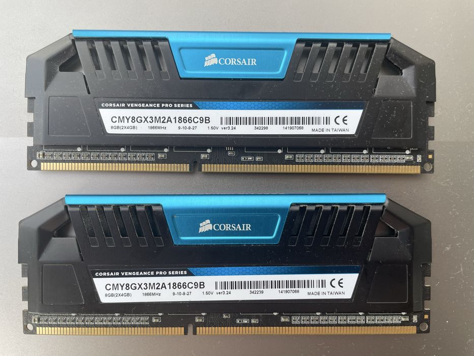 Оперативна память Ddr3 8 Gb (2*4Gb) 1866MHz