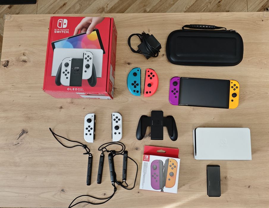 Nintendo Switch Oled + karta 256 GB