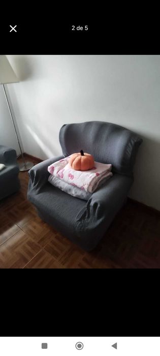 Vendo sofá cama de 3 lugares e 2 individuais