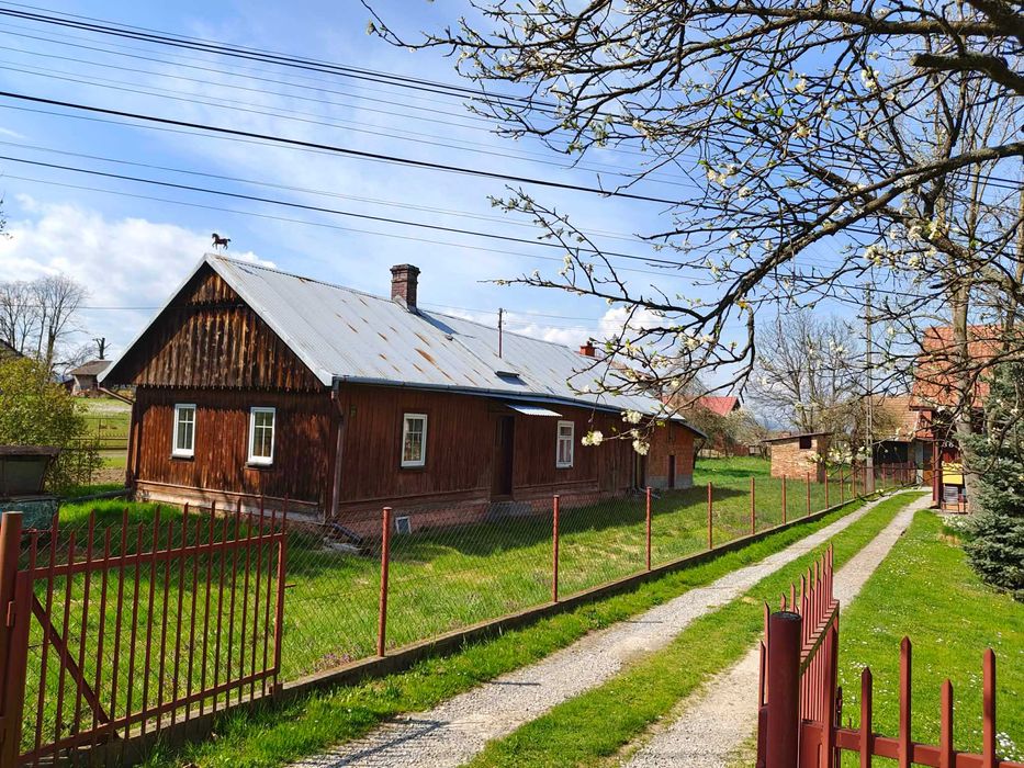 Sprzedam dom drewniany