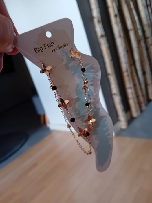 Nowa bransoletka na nogę