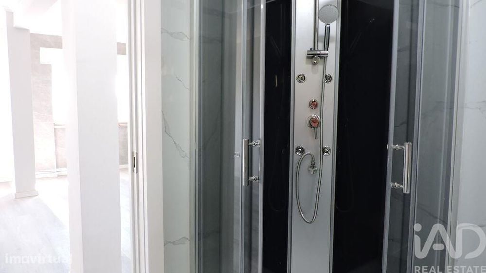 Apartamento T2 em São Sebastião