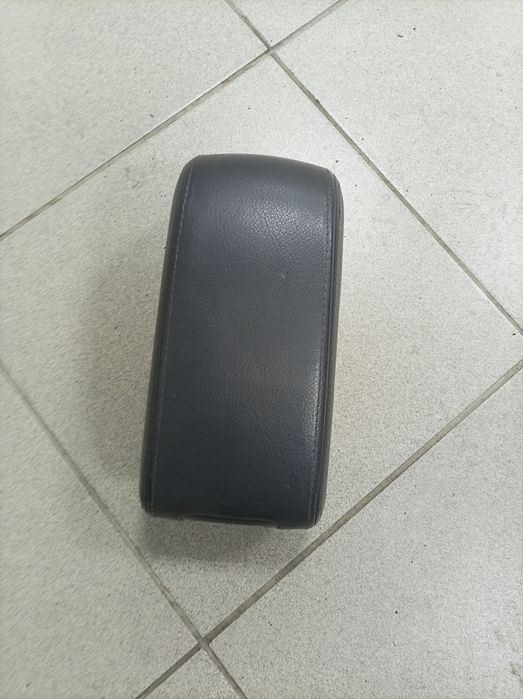 Подлокотник Туксон