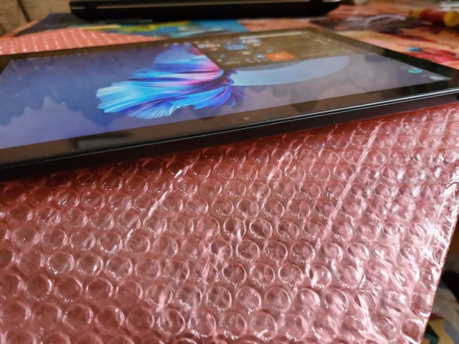 Lenovo ThinkPad X1 Tablet \ Core m5-6Y57 8GB RAM 128GB SSD