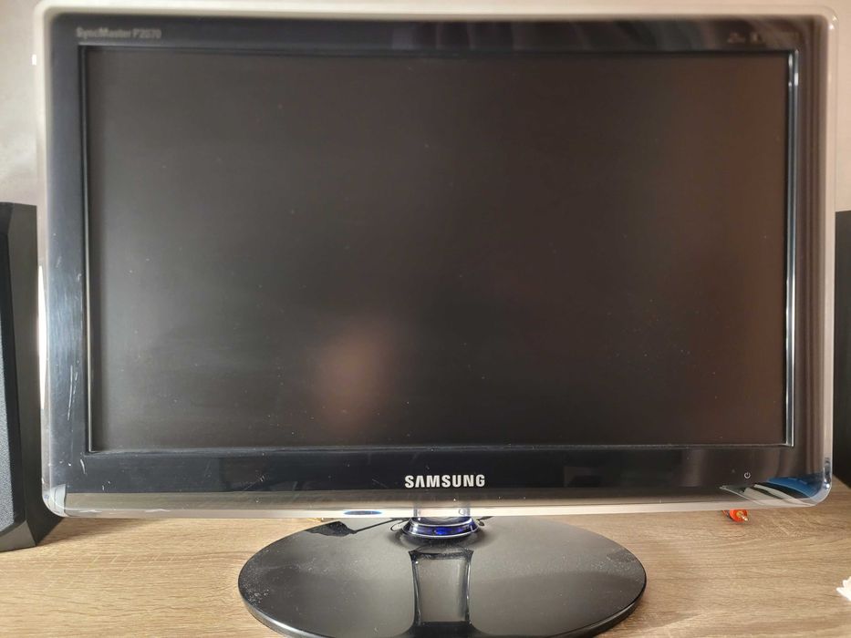 Монітор Samsung SM P2070