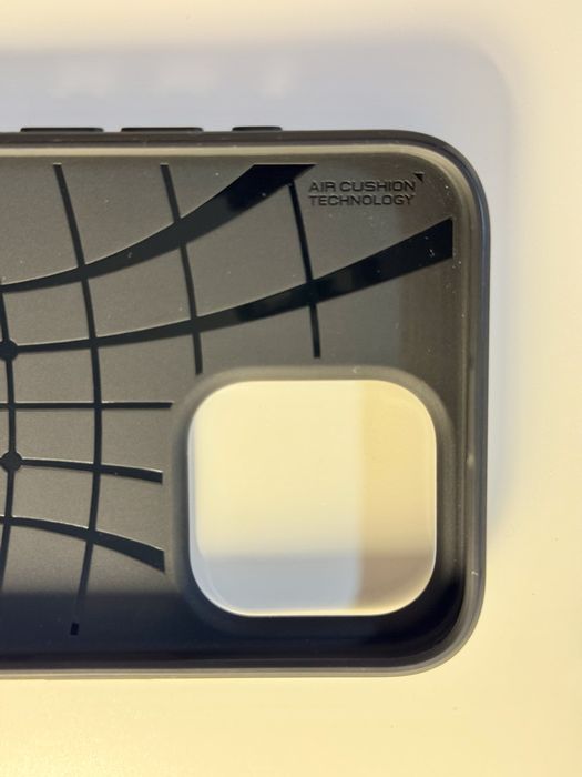 Чохол Spigen для Apple iPhone 15 Pro Max Black