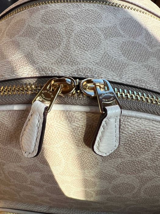 Coach Large court backpack in signature canvas