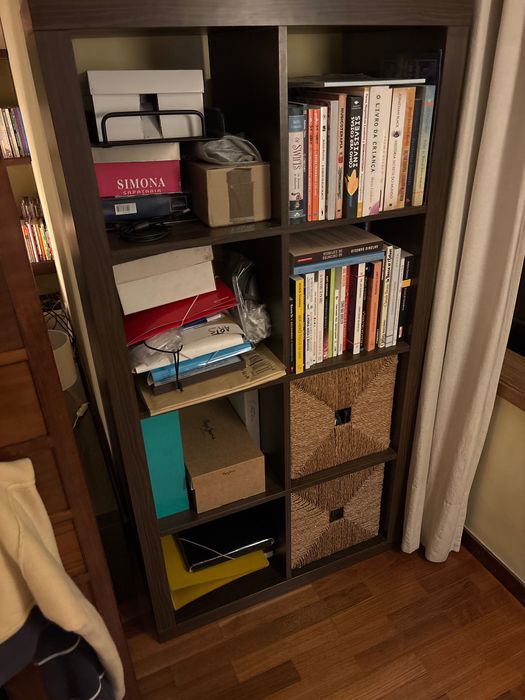 Estante billy Ikea para despachar