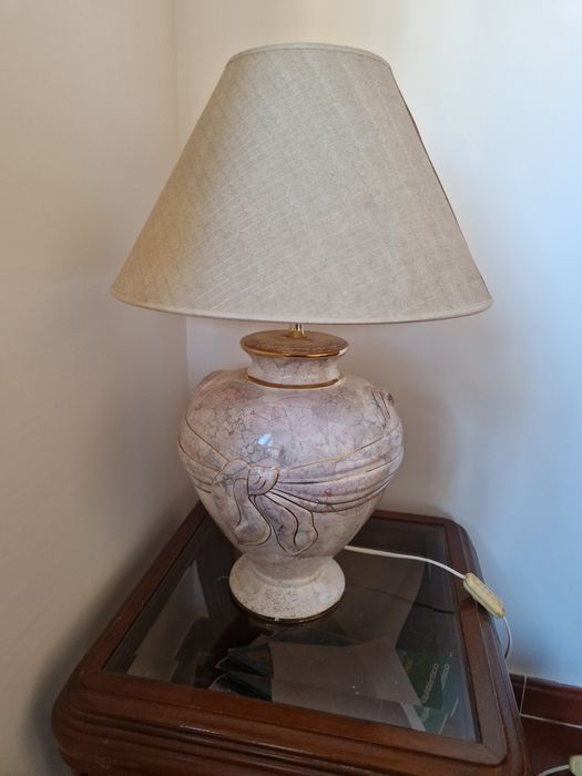 Candeeiro grande de mesa