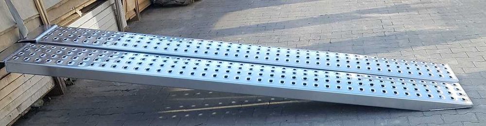 Najazdy aluminiowe LOHR 2500 x 425 x 69 x 4.