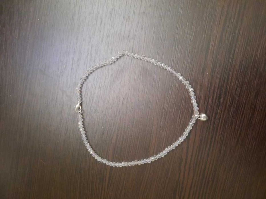 Кришталевий чокер із сердечком