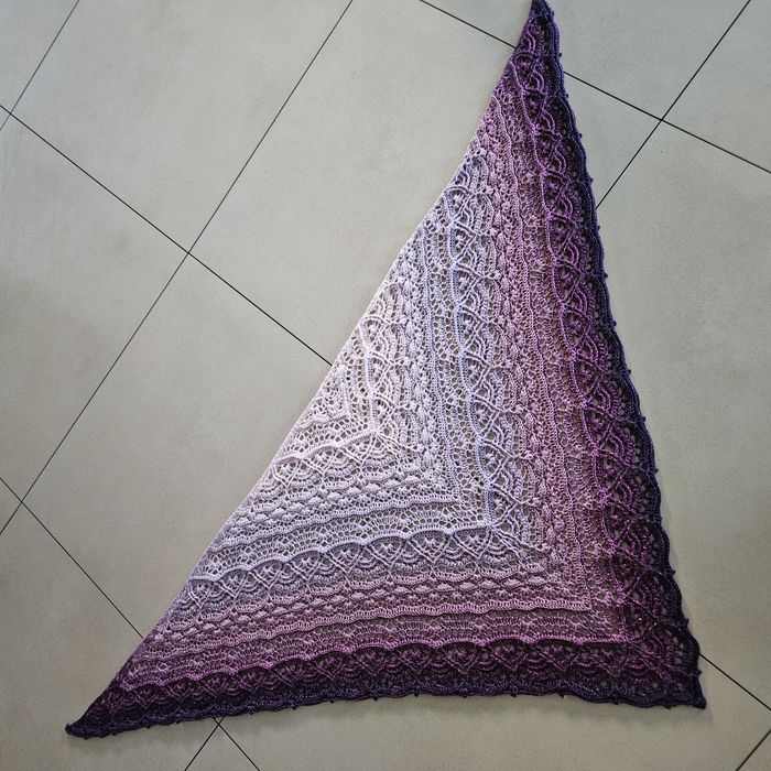 Chusta robiona ręcznie na szydełku rękodzieło Handmade