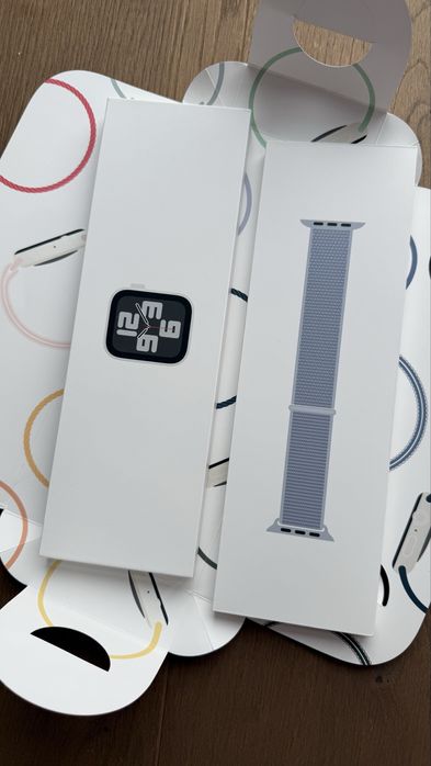 Apple Watch SE 2024 40mm GPS Silver з Blue Cloud Sport Loop