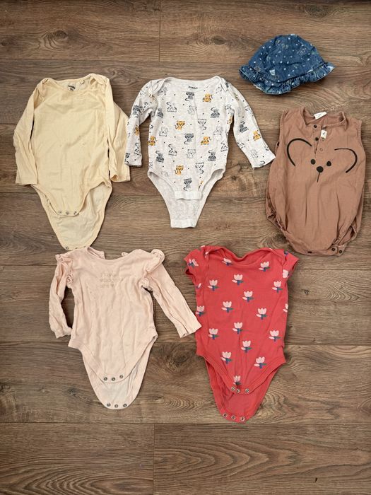 Одяг на 4-6 місяців та на 6-9 місяців