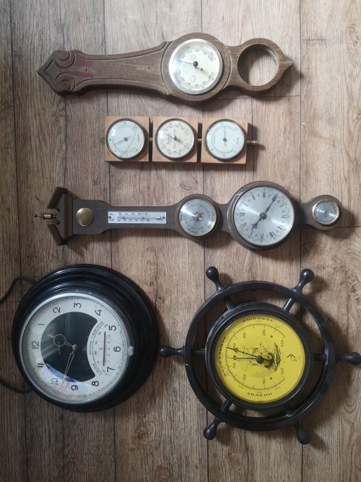 Барометры. Барометры с часами.