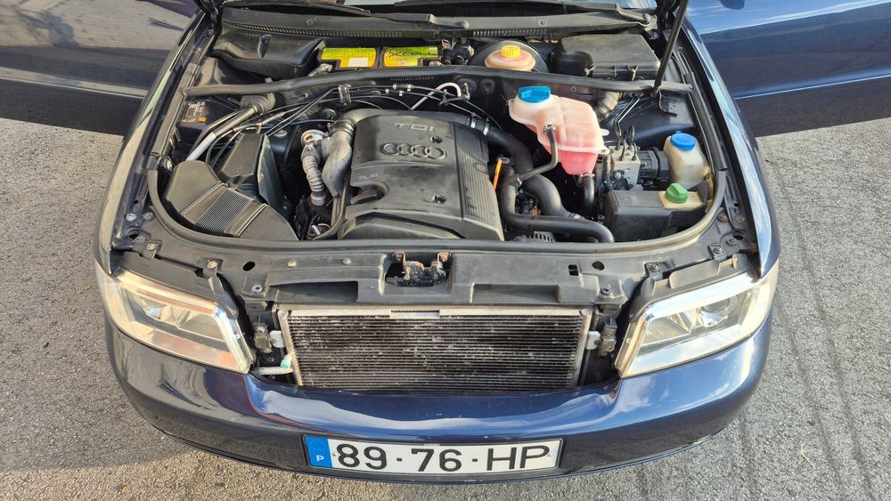 AUDI A4 B5 1.9TDI 110CV- Interior como novo-Pintura NOVA-MECANICA 100% refeita, carrinha COMO NOVA!