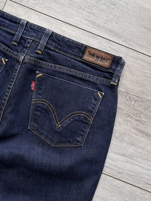 Levi's 627 W31 L32 Spodnie Jeansy Damskie Proste Granatowe Vintage