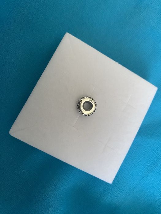 nowy unikatowy stoper charms beads cyrkoniowe śnieżynki srebro 925