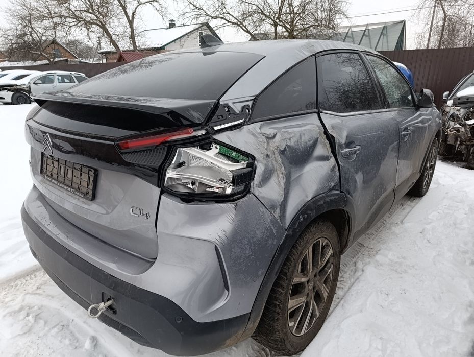 Продам Ситроен Після дтп.CITROEN C4 CROSS