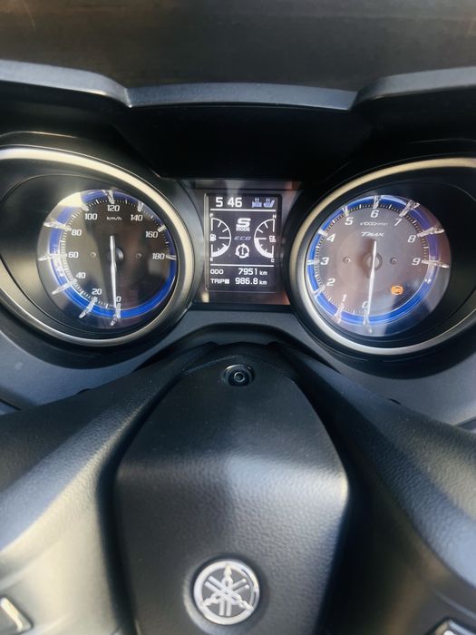 Tmax 560 techmax (7900km)