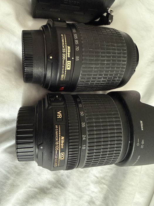 Nikon D7000 c/ lentes