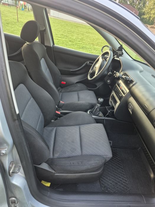 SEAT LEON I 1.9 TDI 110 KM | 2006 | 419 728 km