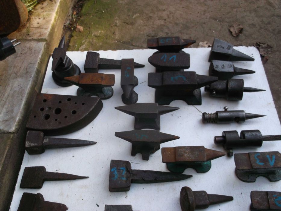 ośniki, sierpy, sekatory i.t.p. przedwojenne sygnowane