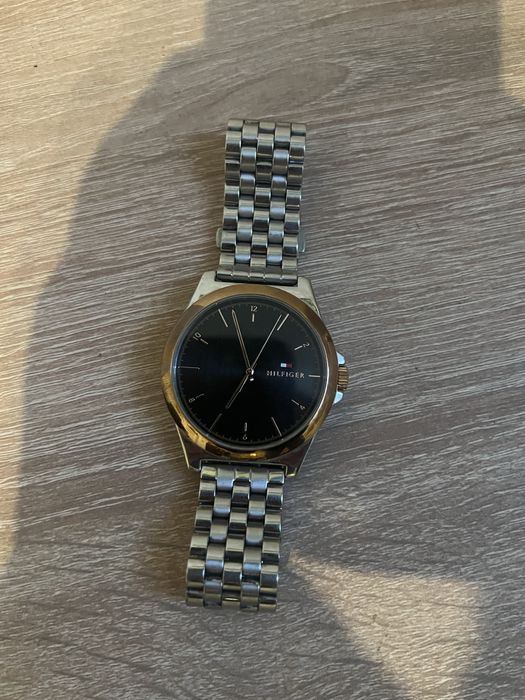Годиник tommy hilfiger