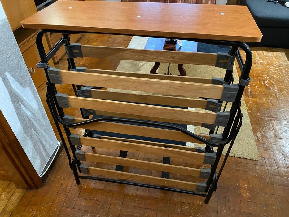 Cama dobrável de solteiro