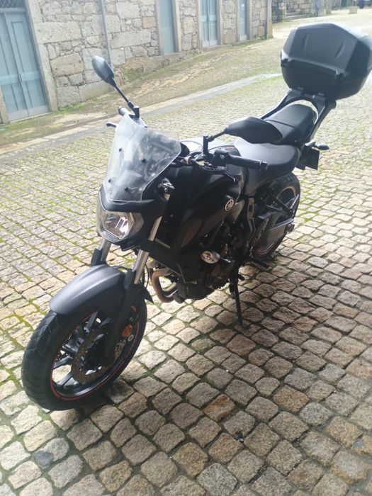 Yamaha MT 07 igual a nova