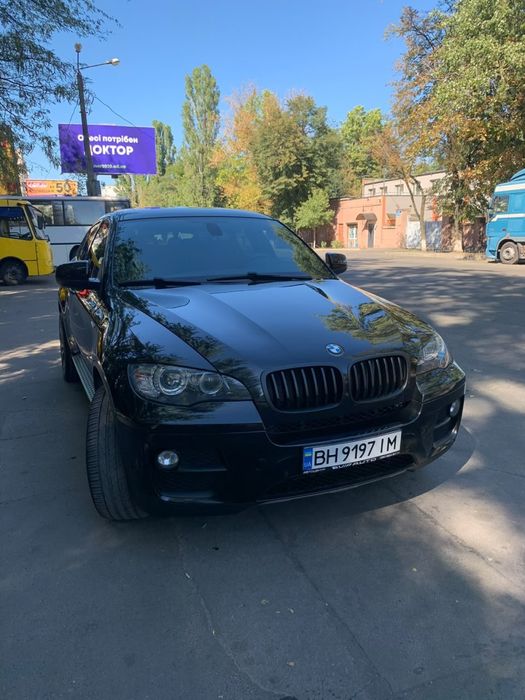 Продам BMW X6 X-Drive 2013