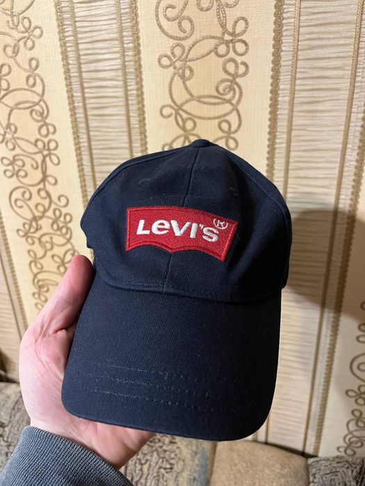 Кепка Levi's чудовий стан