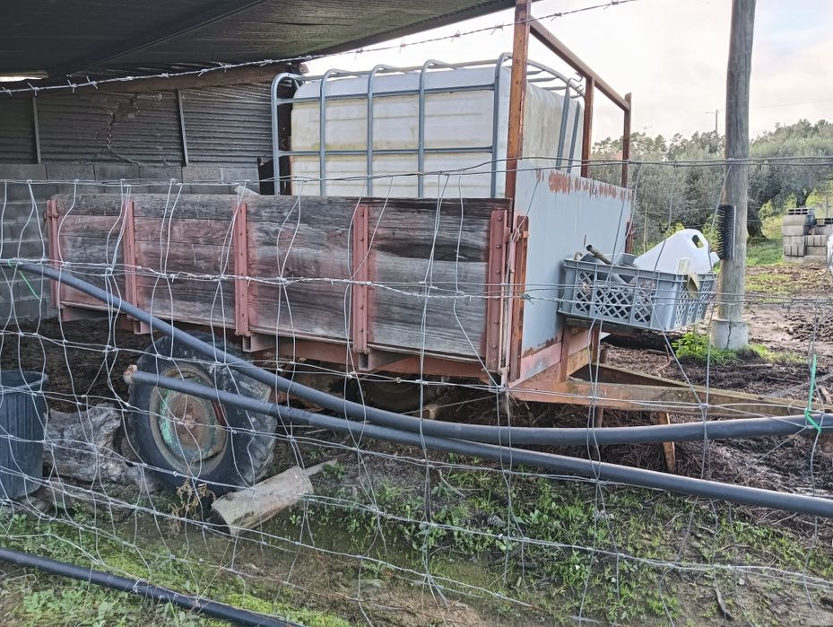 Reboque trator adaptado