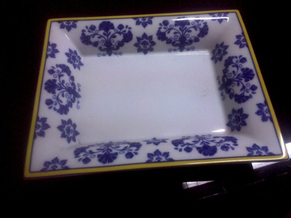 2 pratos vista alegre