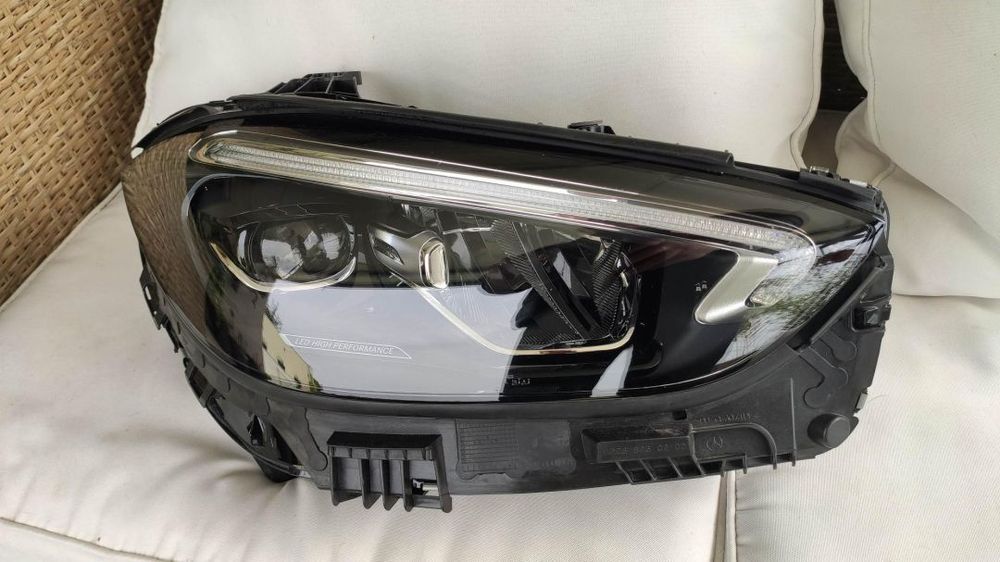 farol direito full Led performance Mercedes w206
