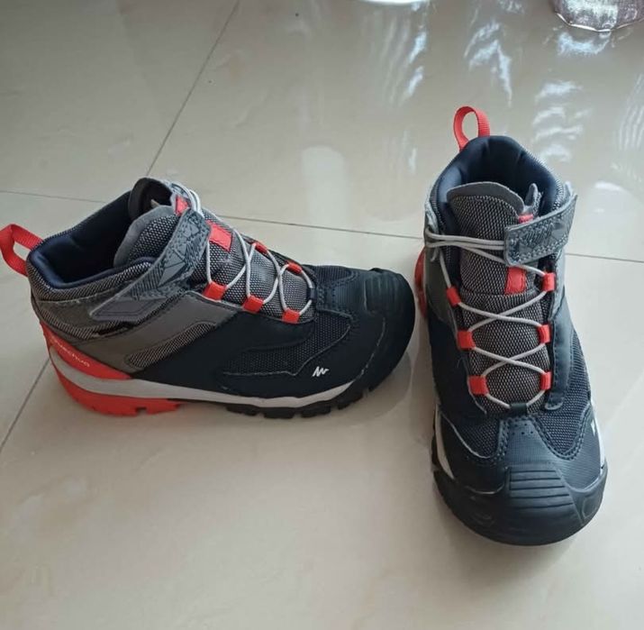 Bota de caminhada Quechua
