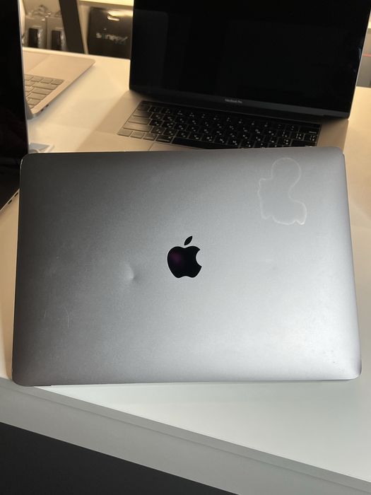 Ноутбук MacBook Air 13” 2020 М1 16 ОЗУ, 256 SSD стан 8,5/10 88754