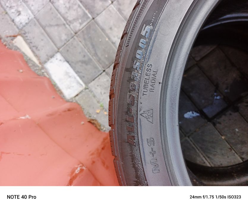 Opony 235/45/17 Tyfoon wielosezonowe