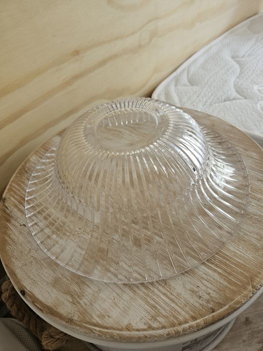 Terrina taca de  cristal e pote