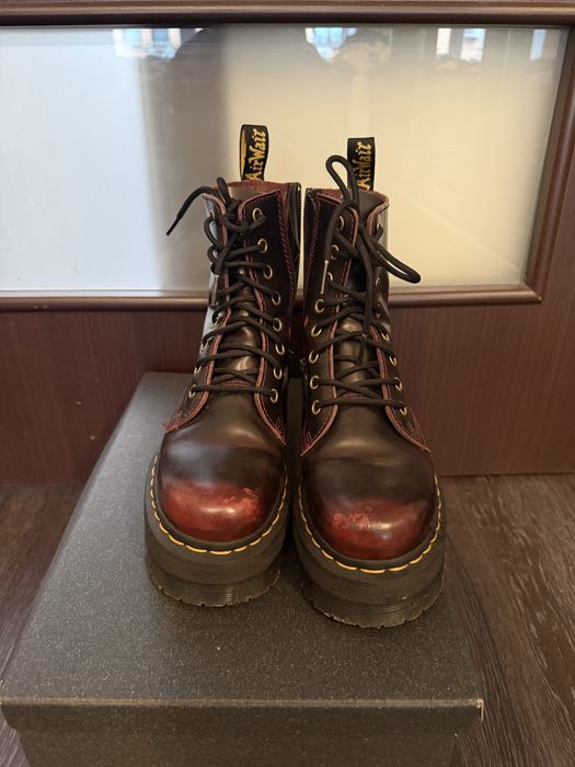 Жіночі черквики Dr.Martens