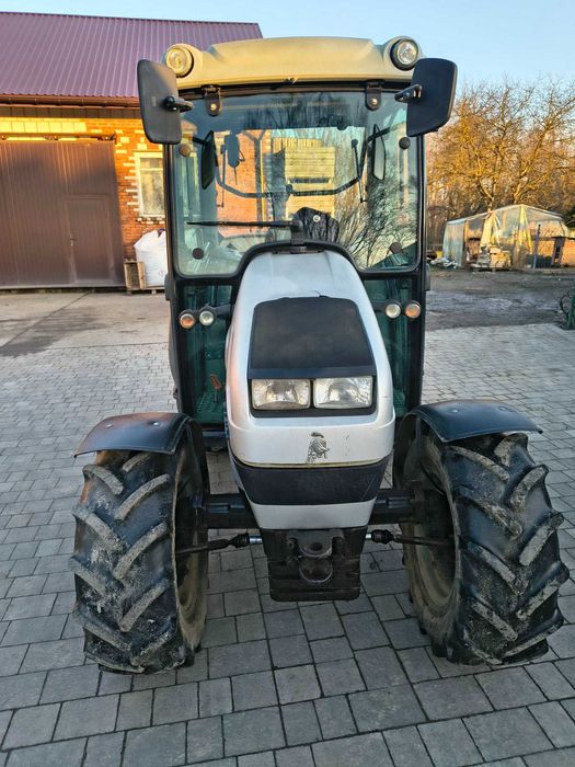 Ciągnik sadowniczy LAMBORGHINI