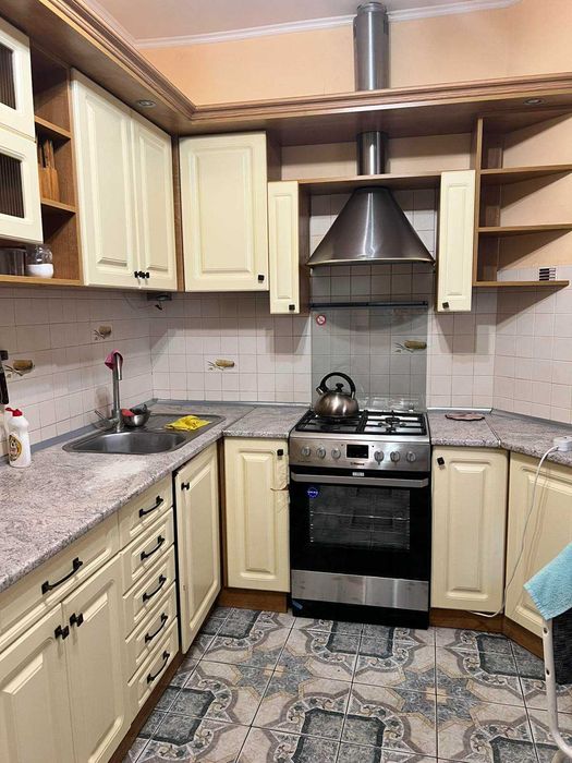 Пропозиція оренди окремостоячого особняку на вул. Зеленій