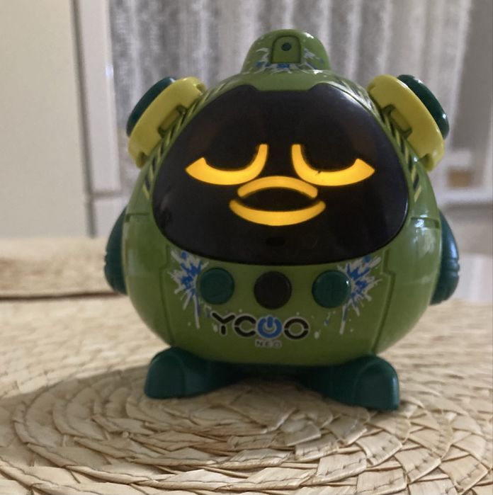 Интерактивный робот YCOO  Quizzie
