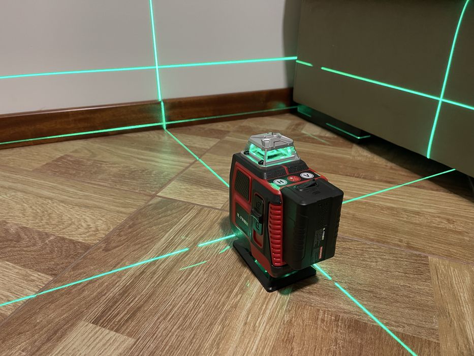 Nivel laser de 16 linhas com esquadria